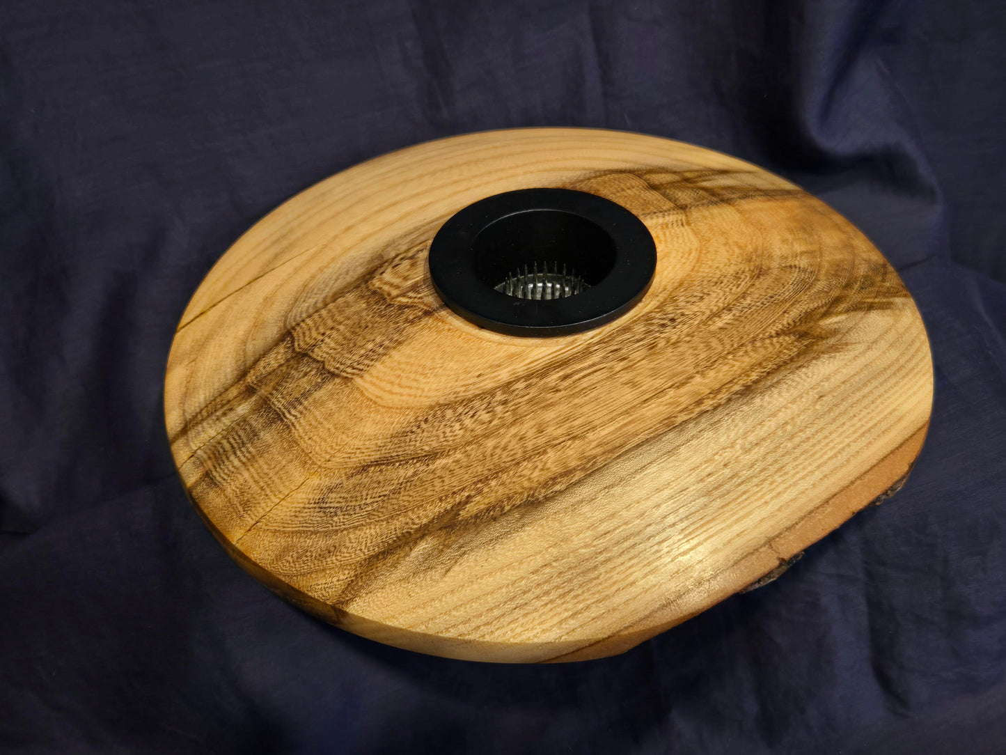 Flower Frog – Hickory 24.8cm						$50.00