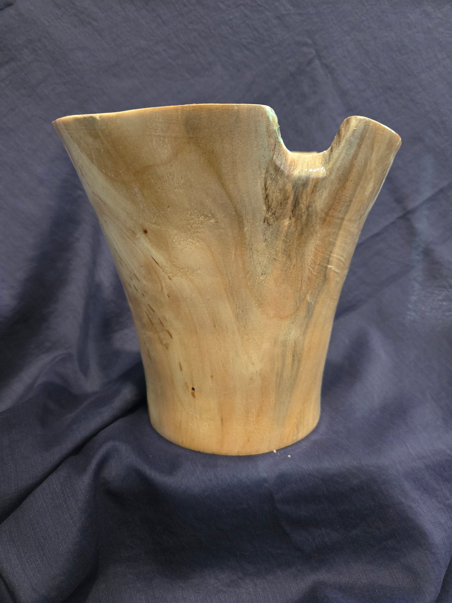 Live Edge Vase – Curly Willow						$60.00